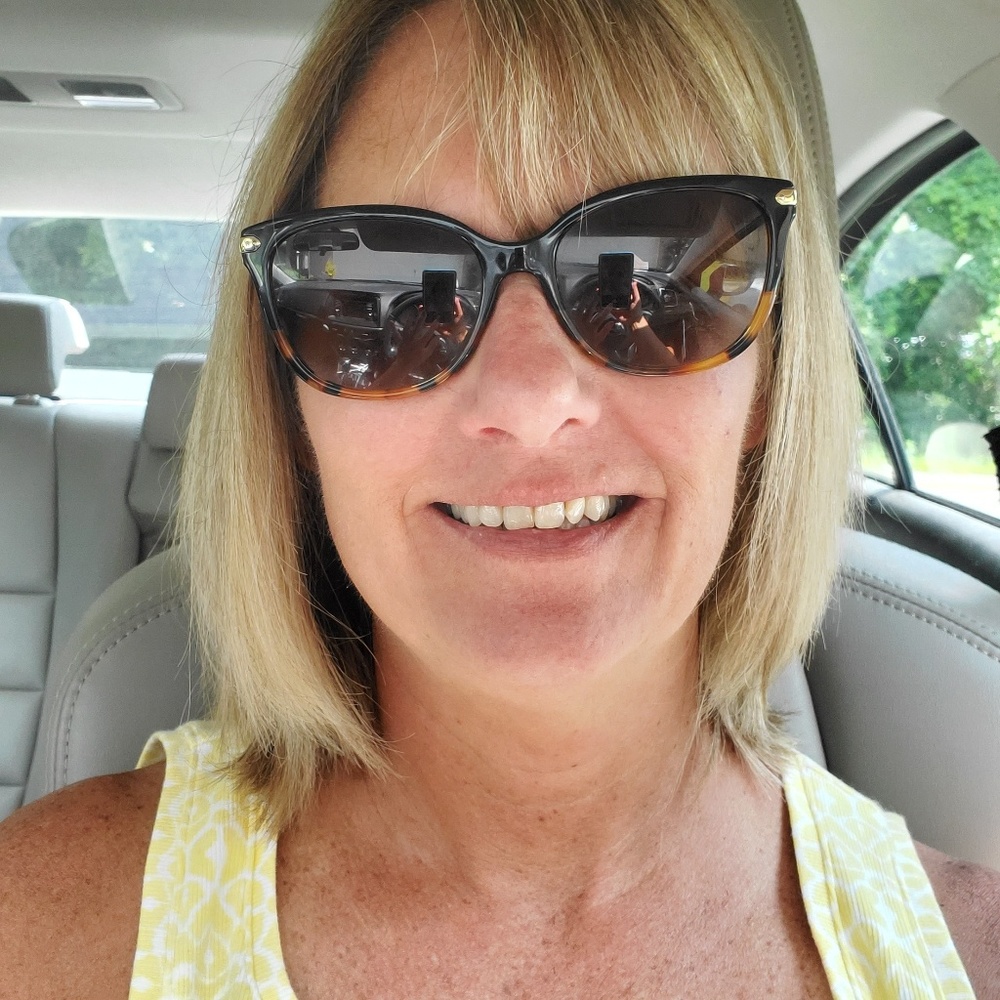 Meet your Posher, Sherri